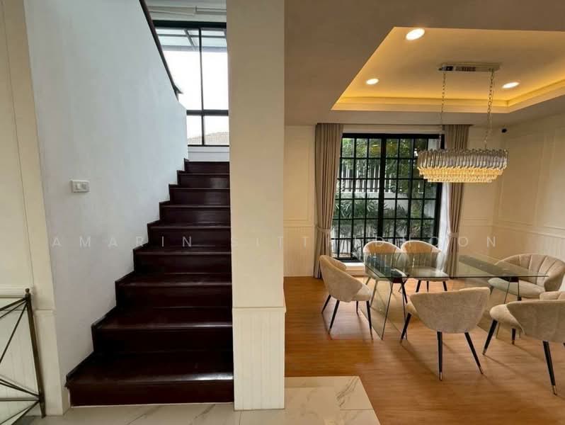 Townhome in Ekkamai 12, Bangkok, Khlong Tan Nua, Watthana, Bangkok, 4 Bedrooms, 400 sqm, Townhouse For Rent, by Amarin Sitthidhoon, 500493602 - DDproperty.com