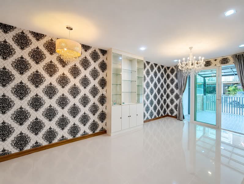 Golden Town Watcharapol-Sukhapiban 5, Bangkok, Sukhaphiban 5 Road, O-Ngoen, Sai Mai, Bangkok, 3 Bedrooms, 87 sqm, Townhouse For Sale, by ภัทรนัน อิศรางกูร ณ อยุธยา, 500493603 - DDproperty.com