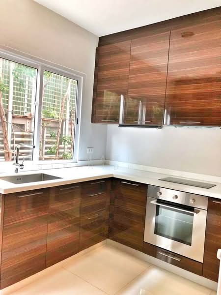 InHome Luxury Residences, Bangkok, Khlong Toei, Bangkok, 3 Bedrooms, 200 sqm, Townhouse For Rent, by Amarin Sitthidhoon, 500493607 - DDproperty.com