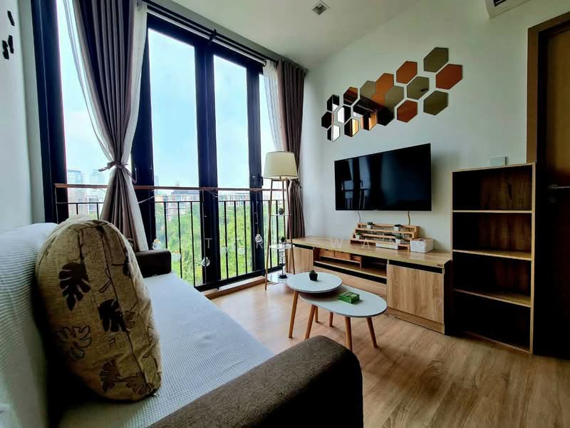 Kawa Haus, Bangkok, 95 Soi Rim Khlong, Phra Kanong Nua, Watthana, Bangkok, 1 Bedroom, 34 sqm, Condo For Rent, by Sarttra Wang, 500493615 - DDproperty.com