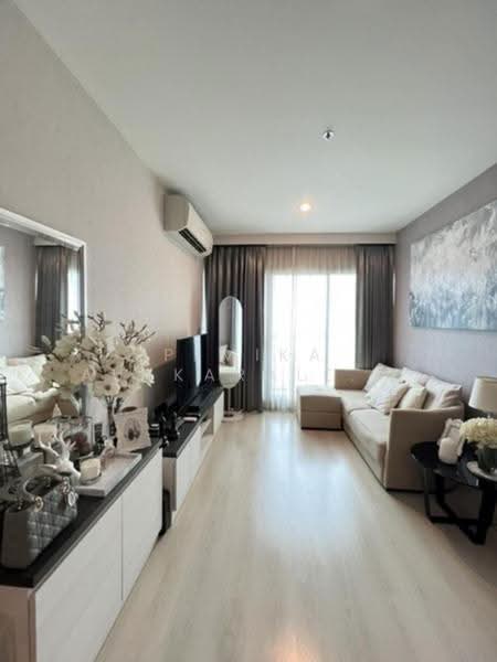 Life Ratchadapisek, Bangkok, 279 Ratchadapisaek Road, Huai Khwang, Bangkok, 2 Bedrooms, 56 sqm, Condo For Sale, by Pemika Aukkaraleekul, 500493637 - DDproperty.com