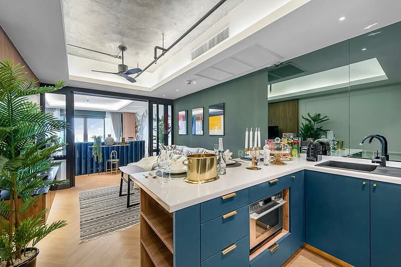 State Tower, Bangkok, 1055 Silom Road, Silom, Bang Rak, Bangkok, 2 Bedrooms, 68 sqm, Condo For Sale, by Pemika Aukkaraleekul, 500493695 - DDproperty.com