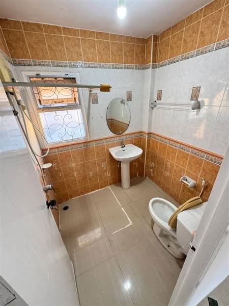 Perfect Place Kheha Romklao 64 : เพอร์เฟค เพลส เคหะร่มเกล้า 64, Bangkok, ถนนรามคำแหง, Khlong Song Ton Nun, Lat Krabang, Bangkok, 4 Bedrooms, 260 sqm, Single Detached House For Sale, by คุณ สุภาพร มณีวรรณ (ใหม่), 500493698 - DDproperty.com