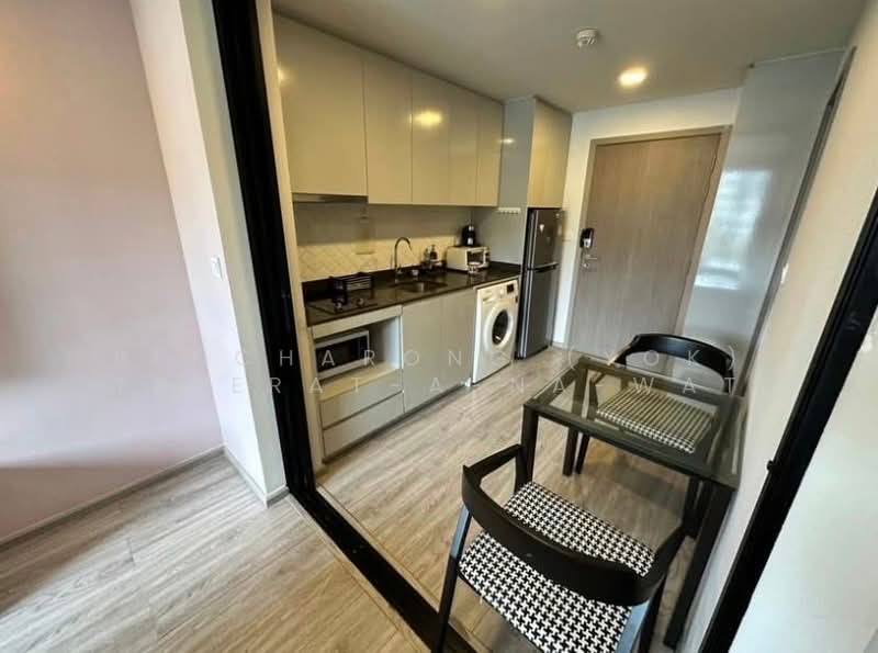 Maestro 14 Siam-Ratchathewi, Bangkok, Soi Phaya Nak, Thanon Phetchaburi, Ratchathewi, Bangkok, 1 Bedroom, 30 sqm, Condo For Rent, by Bencharong (Yok) Treerat-a-na-wat, 500493707 - DDproperty.com