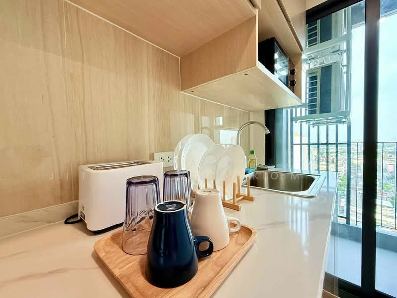 The LIVIN Ramkhamhaeng, Bangkok, Ramkhamhaeng Road, Hua Mak, Bang Kapi, Bangkok, 1 Bedroom, 28 sqm, Condo For Rent, by Tanapat Jitwatcharakomol, 500493717 - DDproperty.com