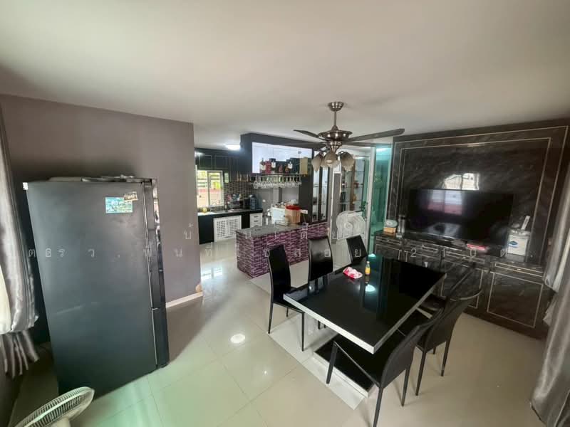 Garden Villa Rangsit - Klong 3, Pathum Thani, Soi Village Garden Villa 1, Lat Sawai, Lam Luk Ka, Pathum Thani, 3 Bedrooms, 210 sqm, Single Detached House For Sale, by คุณปอย, 500493719 - DDproperty.com