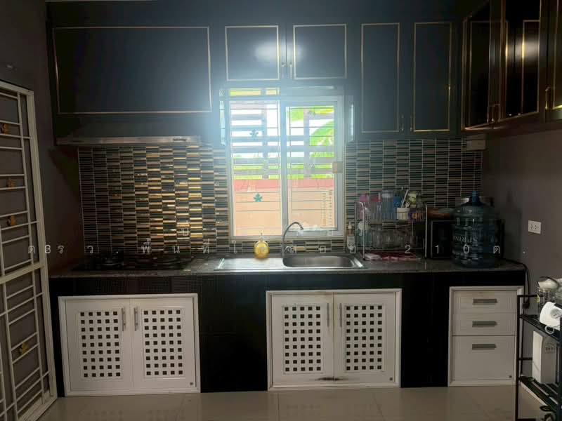 Garden Villa Rangsit - Klong 3, Pathum Thani, Soi Village Garden Villa 1, Lat Sawai, Lam Luk Ka, Pathum Thani, 3 Bedrooms, 210 sqm, Single Detached House For Sale, by คุณปอย, 500493719 - DDproperty.com