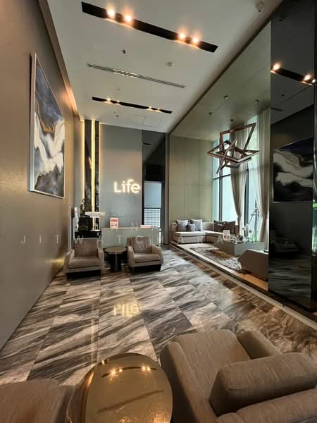 Life Sukhumvit 48, Bangkok, Soi Sukhumvit 48, Phra Kanong, Khlong Toei, Bangkok, 2 Bedrooms, 63 sqm, Condo For Rent, by Tanapat Jitwatcharakomol, 500493721 - DDproperty.com