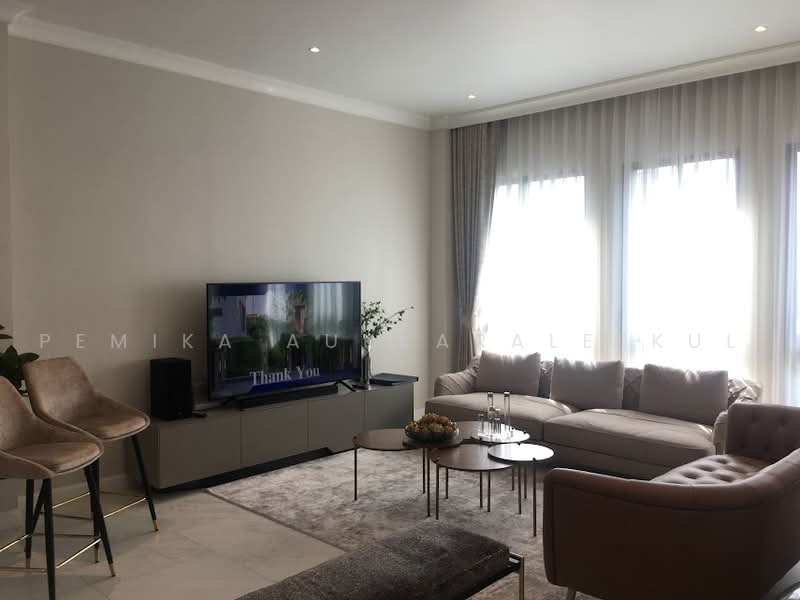 Lavista Prestige Village Ekkamai 10, Bangkok, Soi Sukhumvit 63, Phra Kanong Nua, Watthana, Bangkok, 4 Bedrooms, 443 sqm, Single Detached House For Sale, by Pemika Aukkaraleekul, 500493726 - DDproperty.com