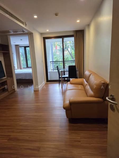 Collezio Sathorn-Pipat, Bangkok, 41 Soi Pipat 1 Silom Road, Silom, Bang Rak, Bangkok, 1 Bedroom, 43 sqm, Condo For Rent, by Boonraksa Sopak, 500493766 - DDproperty.com