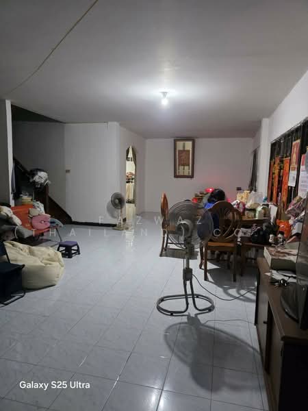 3 Bedroom House for sale at KC Garden Home 7, Bangkok, Sam Wa Tawan Ok, Khlong Sam Wa, Bangkok, 3 Bedrooms, 340 sqm, Single Detached House For Sale, by Fazwaz (Thailand) Co., Ltd., 500493789 - DDproperty.com