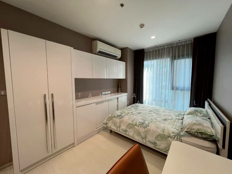 Rhythm Sukhumvit 36-38, Bangkok, 55 Soi Sukhumvit 36, Sukhumvit Road, Phra Kanong, Khlong Toei, Bangkok, 2 Bedrooms, 60 sqm, Condo For Rent, by Tanapat Jitwatcharakomol, 500493802 - DDproperty.com