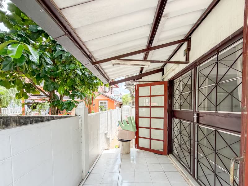 Detached House Suanphak 44, Bangkok, Chim Plee, Taling Chan, Bangkok, 3 Bedrooms, 150 sqm, Single Detached House For Sale, by HOME Real Estate Service, 500493815 - DDproperty.com