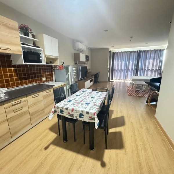 St Louis Grand Terrace, Bangkok, Soi Sathon 11 S Sathon Rd, Yan Nawa, Sathon, Bangkok, 1 Bedroom, 47 sqm, Condo For Rent, by Tanapat Jitwatcharakomol, 500493819 - DDproperty.com