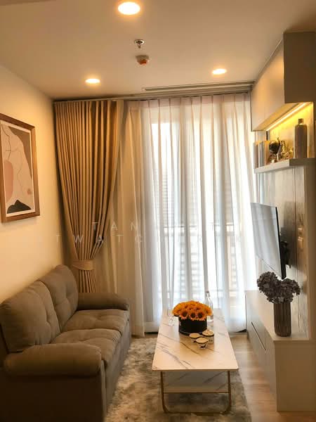 Oka Haus Sukhumvit 36, Bangkok, 3399 Rama 4 Road, Khong Tan, Khlong Toei, Bangkok, 1 Bedroom, 27 sqm, Condo For Rent, by Tanapat Jitwatcharakomol, 500493825 - DDproperty.com
