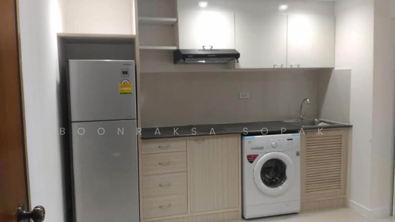 Silom Suite, Bangkok, Soi Sathorn 12, Sathorn Road, Silom, Bang Rak, Bangkok, 1 Bedroom, 44 sqm, Condo For Rent, by Boonraksa Sopak, 500493854 - DDproperty.com