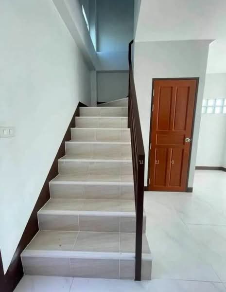 ขายทาวน์โฮม โซนสารภี, Chiang Mai, Pa Bong, Saraphi, Chiang Mai, 2 Bedrooms, 130 sqm, Townhouse For Sale, by Armon Yuenyong, 500493866 - DDproperty.com