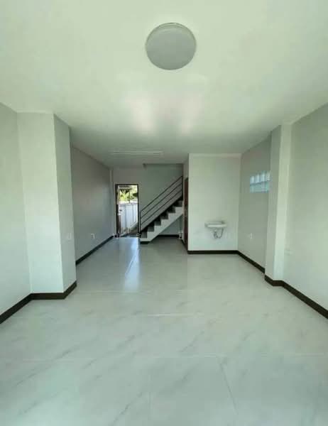 ขายทาวน์โฮม โซนสารภี, Chiang Mai, Pa Bong, Saraphi, Chiang Mai, 2 Bedrooms, 130 sqm, Townhouse For Sale, by Armon Yuenyong, 500493866 - DDproperty.com