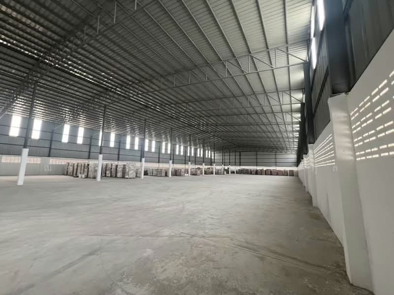 โกดัง/โรงงานให้เช่า ขนาดพื้นที่ทั้งหมด 3,723 ตรม. พื้นที่EEC เขาคันทรง ชลบุรี (TW4-27826), ชลบุรี, เขาคันทรง, ศรีราชา, ชลบุรี, 3,733 ตร.ม., โกดัง-โรงงาน ให้เช่า, โดย ณภัทร พรสิริเมธากุล, 500493883 - DDproperty.com