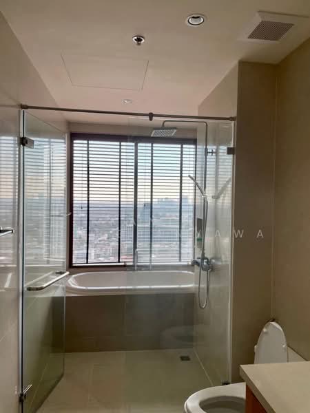 The Emporio Place, Bangkok, 93 Soi Sukhumvit 24, Sukhumvit Road, Khong Tan, Khlong Toei, Bangkok, 1 Bedroom, 65 sqm, Condo For Rent, by Kanin Thangpanyawa, 500493904 - DDproperty.com