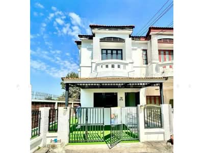 ขาย - บุศรินทร์ สายไหม (Bussarin Saimai), กรุงเทพ