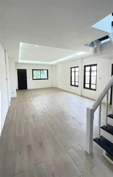 บุศรินทร์ สายไหม (Bussarin Saimai), Bangkok, ถนนพหลโยธิน, Sai Mai, Bangkok, 2 Bedrooms, 152 sqm, Townhouse For Sale, by คุณ ปารดา พลอยแดง (ก้อย), 500493905 - DDproperty.com