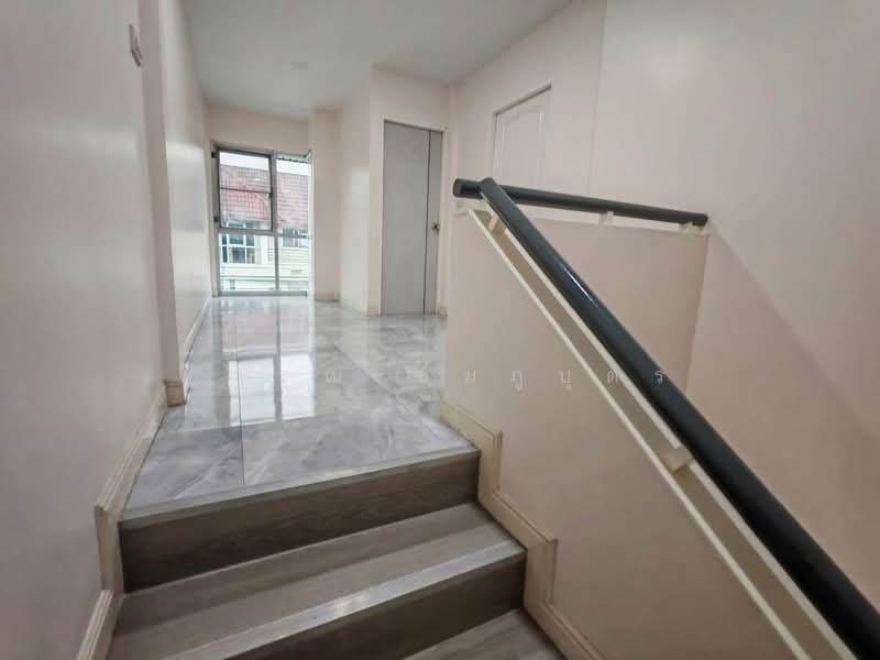 หมู่บ้านสินธานีรัชดา, Bangkok, Wang Thonglang, Bangkok, 3 Bedrooms, 350 sqm, Townhouse For Rent, by การุณ ชมภูบุตร, 500493908 - DDproperty.com