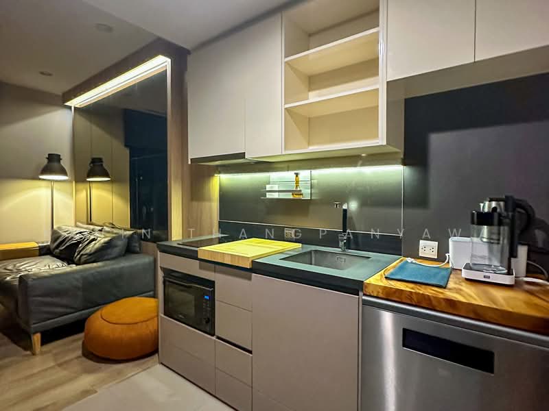 Oka Haus Sukhumvit 36, Bangkok, 3399 Rama 4 Road, Khong Tan, Khlong Toei, Bangkok, 1 Bedroom, 35 sqm, Condo For Rent, by Kanin Thangpanyawa, 500493910 - DDproperty.com