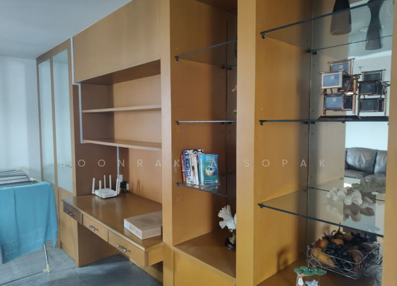 The Roof Garden Onnut, Bangkok, 697 Soi Sukhumvit 50, Phra Kanong, Khlong Toei, Bangkok, 3 Bedrooms, 315 sqm, Condo For Rent, by Boonraksa Sopak, 500493925 - DDproperty.com