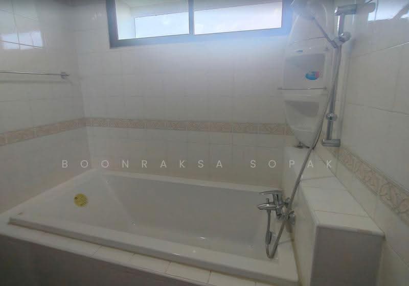 The Roof Garden Onnut, Bangkok, 697 Soi Sukhumvit 50, Phra Kanong, Khlong Toei, Bangkok, 3 Bedrooms, 315 sqm, Condo For Rent, by Boonraksa Sopak, 500493925 - DDproperty.com