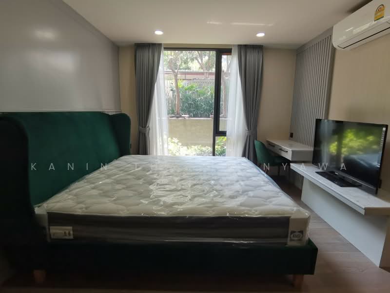 Klass Sarasin-Rajdamri, Bangkok, 229 Sarasin Road, Lumphini, Pathum Wan, Bangkok, 1 Bedroom, 50 sqm, Condo For Rent, by Kanin Thangpanyawa, 500493930 - DDproperty.com