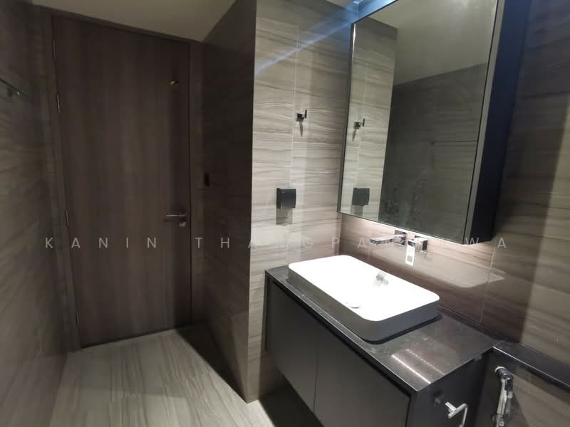 Klass Sarasin-Rajdamri, Bangkok, 229 Sarasin Road, Lumphini, Pathum Wan, Bangkok, 1 Bedroom, 50 sqm, Condo For Rent, by Kanin Thangpanyawa, 500493930 - DDproperty.com