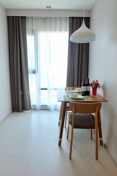 Rhythm Sukhumvit 36-38, Bangkok, 55 Soi Sukhumvit 36, Sukhumvit Road, Phra Kanong, Khlong Toei, Bangkok, 1 Bedroom, 34 sqm, Condo For Rent, by Boonraksa Sopak, 500493942 - DDproperty.com