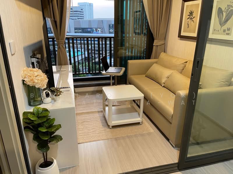 Life Ladprao, Bangkok, 992 Ladprao Road, Jom Phon, Chatuchak, Bangkok, 1 Bedroom, 36 sqm, Condo For Rent, by Bencharong (Yok) Treerat-a-na-wat, 500493960 - DDproperty.com