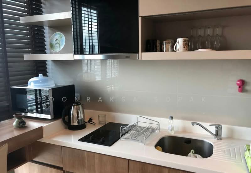 Rhythm Sathorn-Narathiwas, Bangkok, 651 Naradhiwas Rajanagarindra Road, Thung Maha Mek, Sathon, Bangkok, 1 Bedroom, 35 sqm, Condo For Rent, by Boonraksa Sopak, 500493973 - DDproperty.com