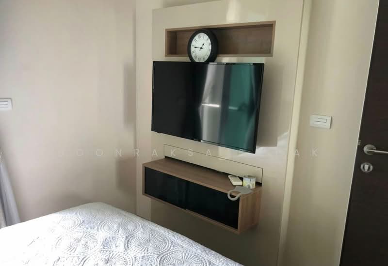 Rhythm Sathorn-Narathiwas, Bangkok, 651 Naradhiwas Rajanagarindra Road, Thung Maha Mek, Sathon, Bangkok, 1 Bedroom, 35 sqm, Condo For Rent, by Boonraksa Sopak, 500493973 - DDproperty.com