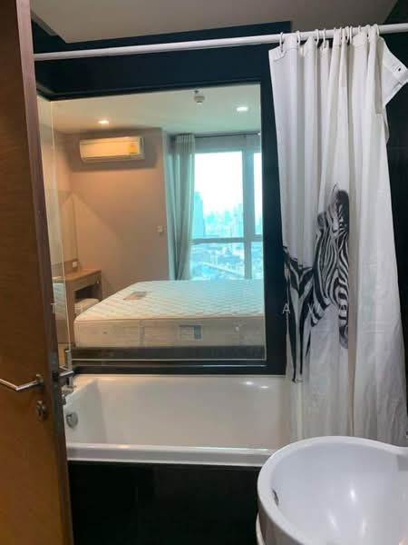 Rhythm Sukhumvit 50, Bangkok, 8 Sukhumvit 50, Sukhumvit Road, Phra Kanong, Khlong Toei, Bangkok, 1 Bedroom, 45 sqm, Condo For Rent, by Kanin Thangpanyawa, 500493977 - DDproperty.com