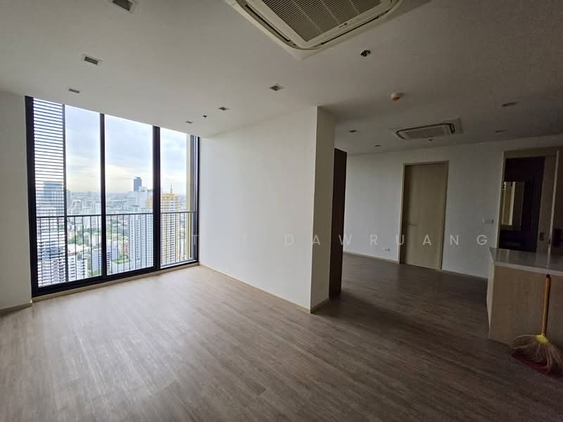 Noble State 39, Bangkok, 35 Soi Sukhumvit 39, Khlong Tan Nua, Watthana, Bangkok, 2 Bedrooms, 106 sqm, Condo For Sale, by Kanrutai Dawruang, 500493995 - DDproperty.com