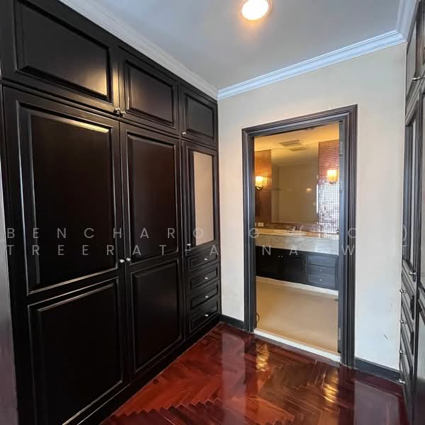Lake Green, Bangkok, 199 Sukhumvit Soi 8, Khlong Toei, Bangkok, 2 Bedrooms, 127 sqm, Condo For Rent, by Bencharong (Yok) Treerat-a-na-wat, 500494001 - DDproperty.com