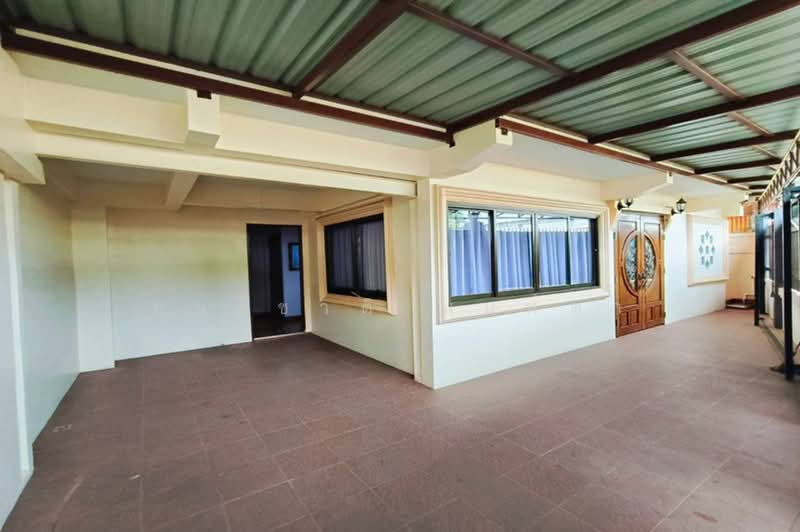บ้านเดี่ยว 2 ชั้น เนื้อที่ 60 ตร.ว. ชุมชนหัวจักรตึกแดง (กำแพงเพชร 6), Bangkok, Bang Sue, Bangkok, 3 Bedrooms, 200 sqm, Single Detached House For Sale, by ชนะชาติ นนท์ตา, 500494002 - DDproperty.com