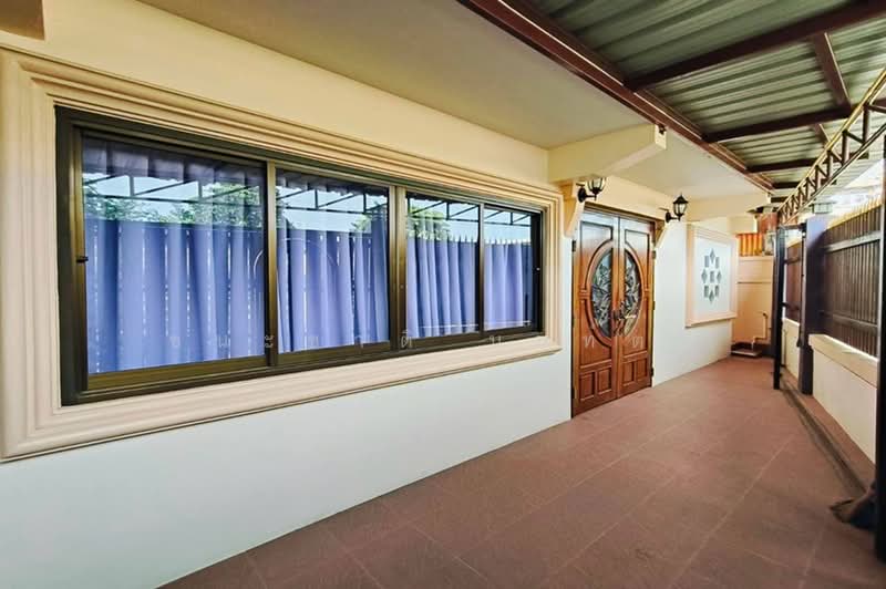 บ้านเดี่ยว 2 ชั้น เนื้อที่ 60 ตร.ว. ชุมชนหัวจักรตึกแดง (กำแพงเพชร 6), Bangkok, Bang Sue, Bangkok, 3 Bedrooms, 200 sqm, Single Detached House For Sale, by ชนะชาติ นนท์ตา, 500494002 - DDproperty.com