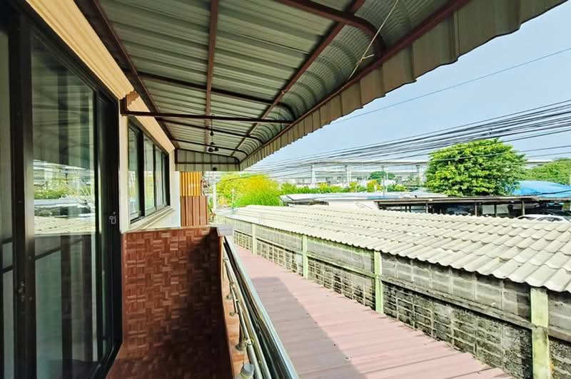 บ้านเดี่ยว 2 ชั้น เนื้อที่ 60 ตร.ว. ชุมชนหัวจักรตึกแดง (กำแพงเพชร 6), Bangkok, Bang Sue, Bangkok, 3 Bedrooms, 200 sqm, Single Detached House For Sale, by ชนะชาติ นนท์ตา, 500494002 - DDproperty.com