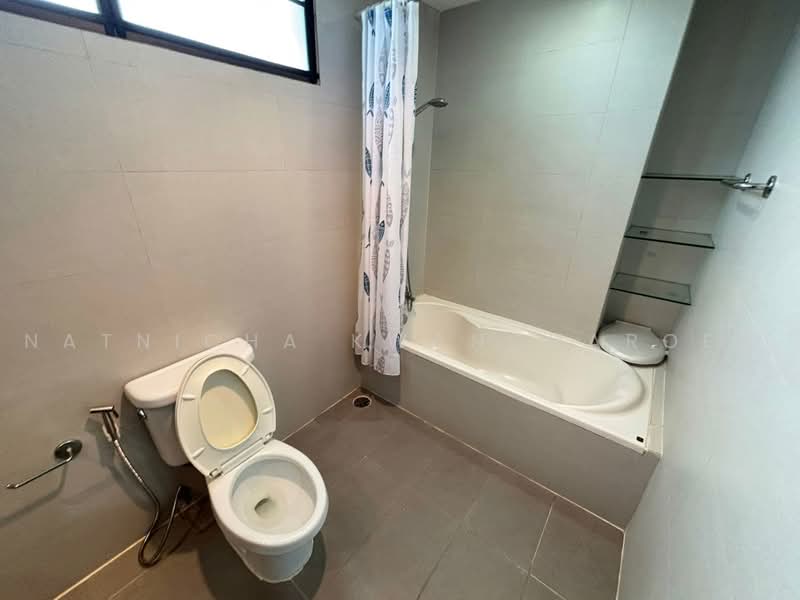 The Roof Garden Onnut, Bangkok, 697 Soi Sukhumvit 50, Phra Kanong, Khlong Toei, Bangkok, 2 Bedrooms, 135 sqm, Condo For Rent, by Natnicha Kwancharoen, 500494021 - DDproperty.com
