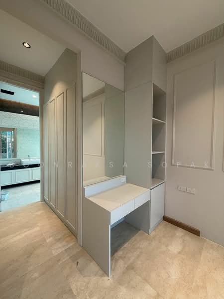 Richmond Hills Residence, Bangkok, Soi Thonglor 25, Khlong Tan Nua, Watthana, Bangkok, 3 Bedrooms, 280 sqm, Apartment For Rent, by Boonraksa Sopak, 500494023 - DDproperty.com
