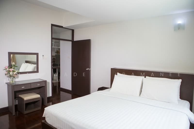 Le Vanvarothai, Bangkok, 27-2 Yommarat Alley, Silom, Bang Rak, Bangkok, 2 Bedrooms, 80 sqm, Apartment For Rent, by Phakawadee Jiramanee, 500494030 - DDproperty.com