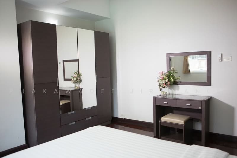 Le Vanvarothai, Bangkok, 27-2 Yommarat Alley, Silom, Bang Rak, Bangkok, 2 Bedrooms, 80 sqm, Apartment For Rent, by Phakawadee Jiramanee, 500494030 - DDproperty.com