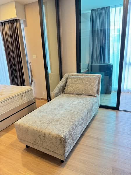 Lloyd Soonvijai-Thonglor, Bangkok, Soi Phetchaburi 47, Phetchaburi Road, Bang Kapi, Huai Khwang, Bangkok, 1 Bedroom, 31 sqm, Condo For Sale, by Pemika Aukkaraleekul, 500494035 - DDproperty.com
