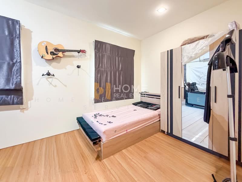 Golden Town Bangkhae, Bangkok, Soi Kanchanaphisek 5/1, Lak Song, Bang Khae, Bangkok, 3 Bedrooms, 96 sqm, Townhouse For Sale, by HOME Real Estate Service, 500494042 - DDproperty.com