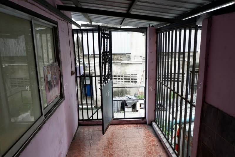อาคารพาณิชย์ 3.5 ชั้น 24 ตร.ว. อาคารพาณิชย์ ซอยเสรีไทย81/1 ใกล้สวนสยาม, Bangkok, ถนนลาดพร้าว, Khan Na Yao, Bangkok, , 150 sqm, Shophouse For Sale, by คุณ ปั่น อินทะอุ่นวงศ์ (ปั่น), 500494056 - DDproperty.com