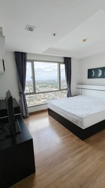 Thru Thonglor, Bangkok, Petchaburi Road, Bang Kapi, Huai Khwang, Bangkok, 2 Bedrooms, 64 sqm, Condo For Rent, by Boonraksa Sopak, 500494064 - DDproperty.com